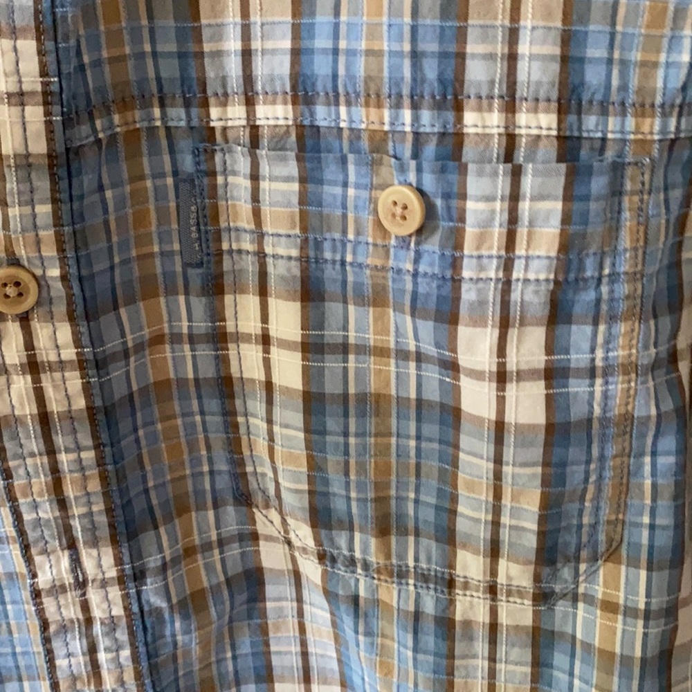 Short sleeve button down - Picture 8 of 8